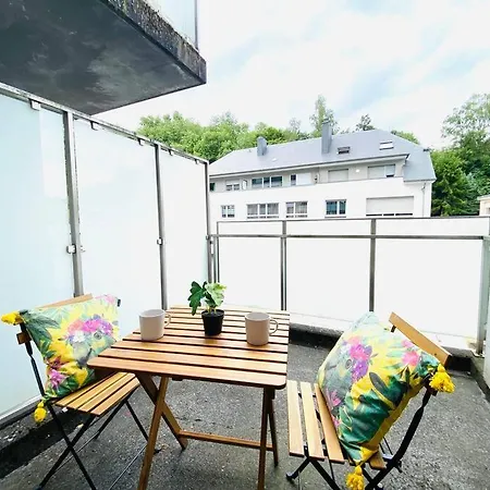 Large 3 Bedrooms In Center W Terraces & Parking Apartment